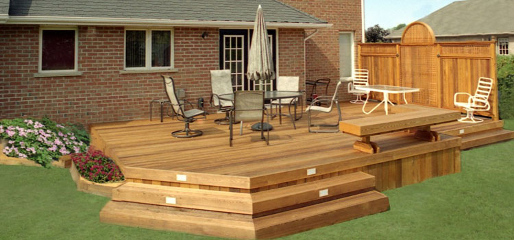 Cedar Composite Decking in Encino, CA