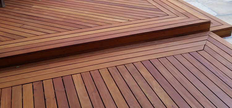 Redwood Decking Material in Encino, CA